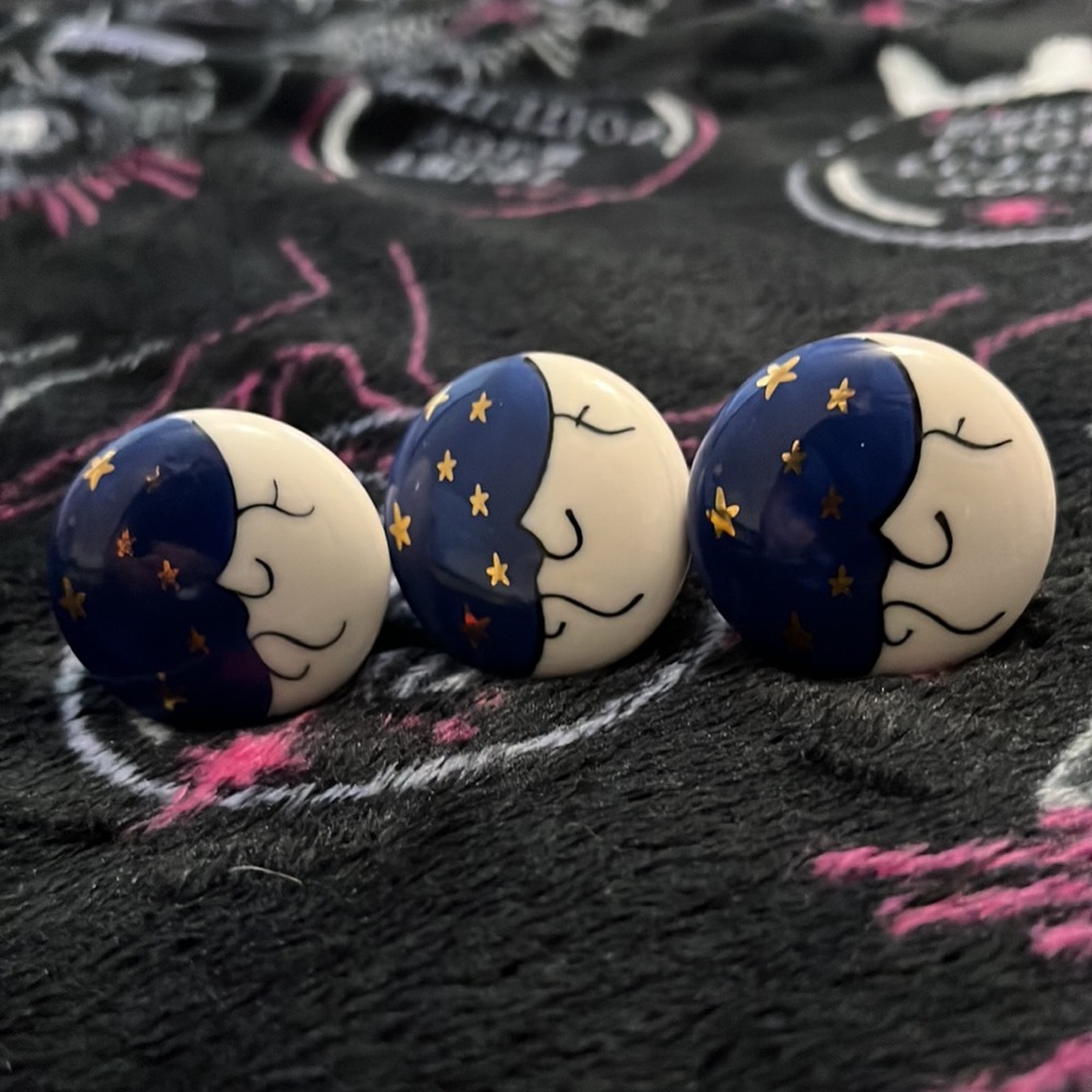 ⭐️ 3🌟STARS& MOON 🌚 DOORKNOBS 💫🌝🌑CERAMIC 🌘🌗🌖🌒 - Picture 5 of 5